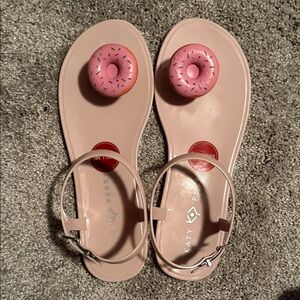 Katy Perry Pink Donut Sandals new in box size 9